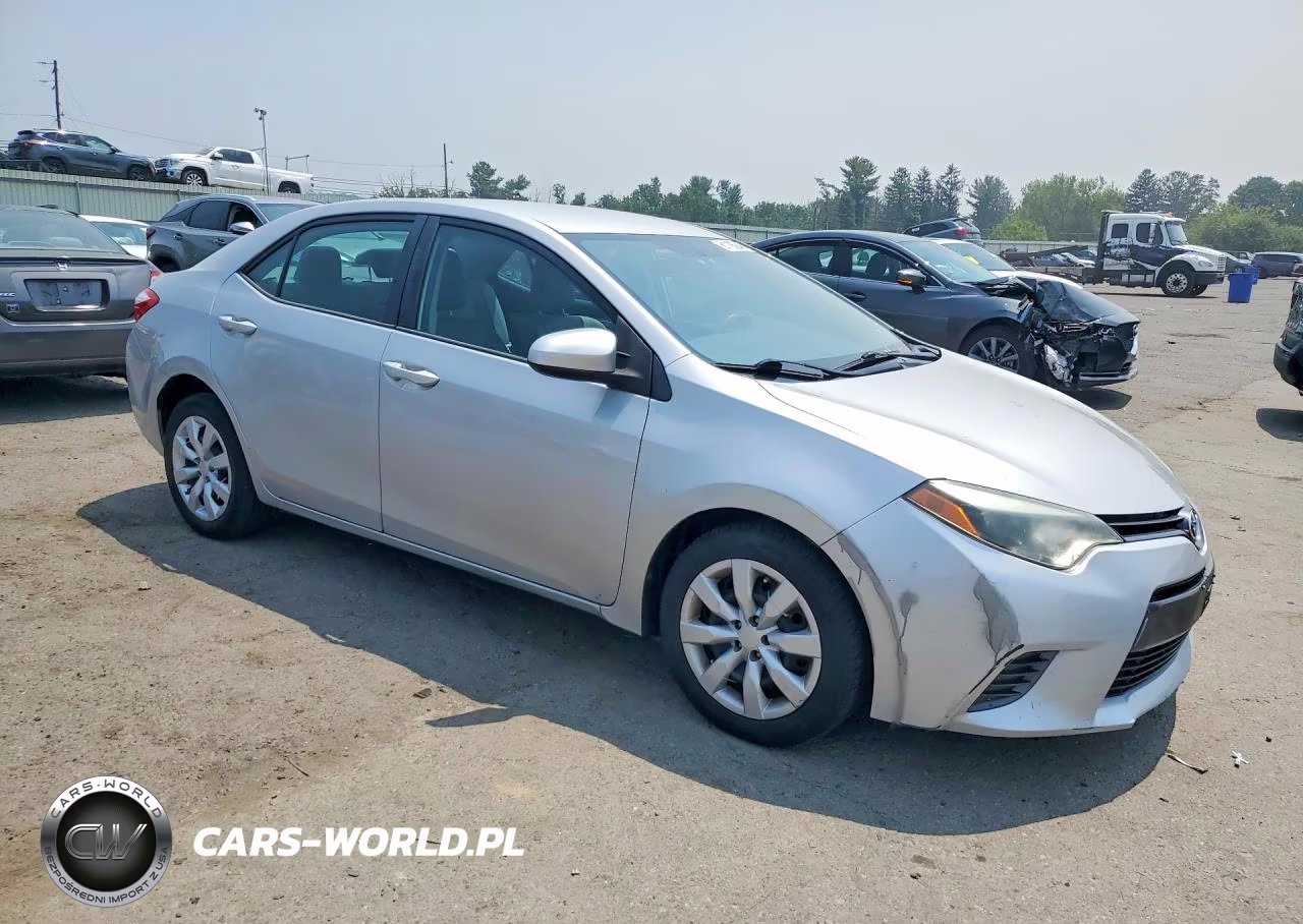 2015 Toyota Corolla Le VIN:2T1BURHE6FC291300 - 4