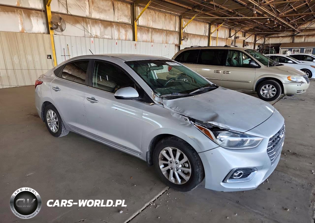 2019 Hyundai Accent Sel VIN:3KPC24A38KE046709 - 4