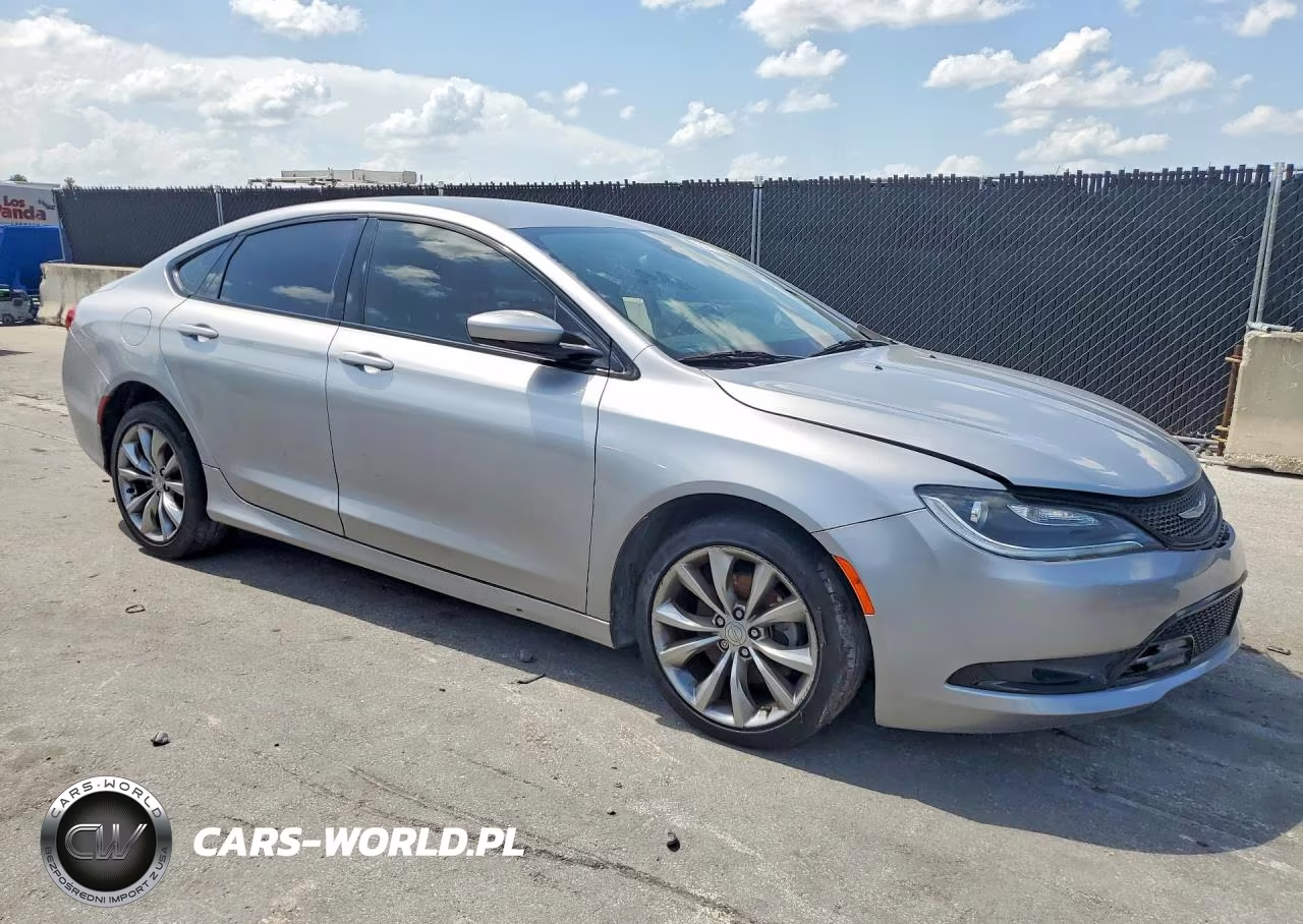 2016 Chrysler 200 S VIN:1C3CCCBB8GN185100 - 4
