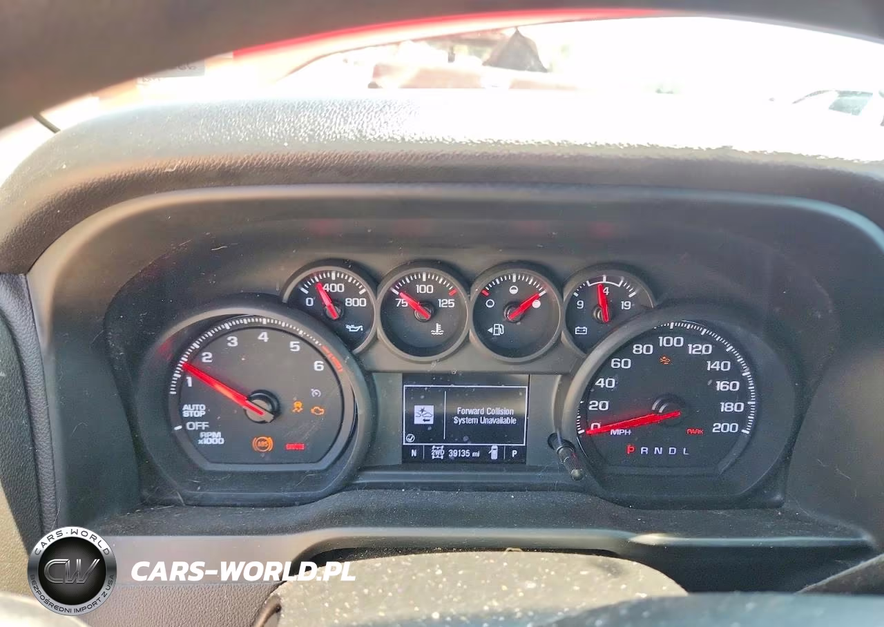 2022 Chevrolet Silverado K1500 Custom VIN:1GCPDBEK4NZ601780 - 9