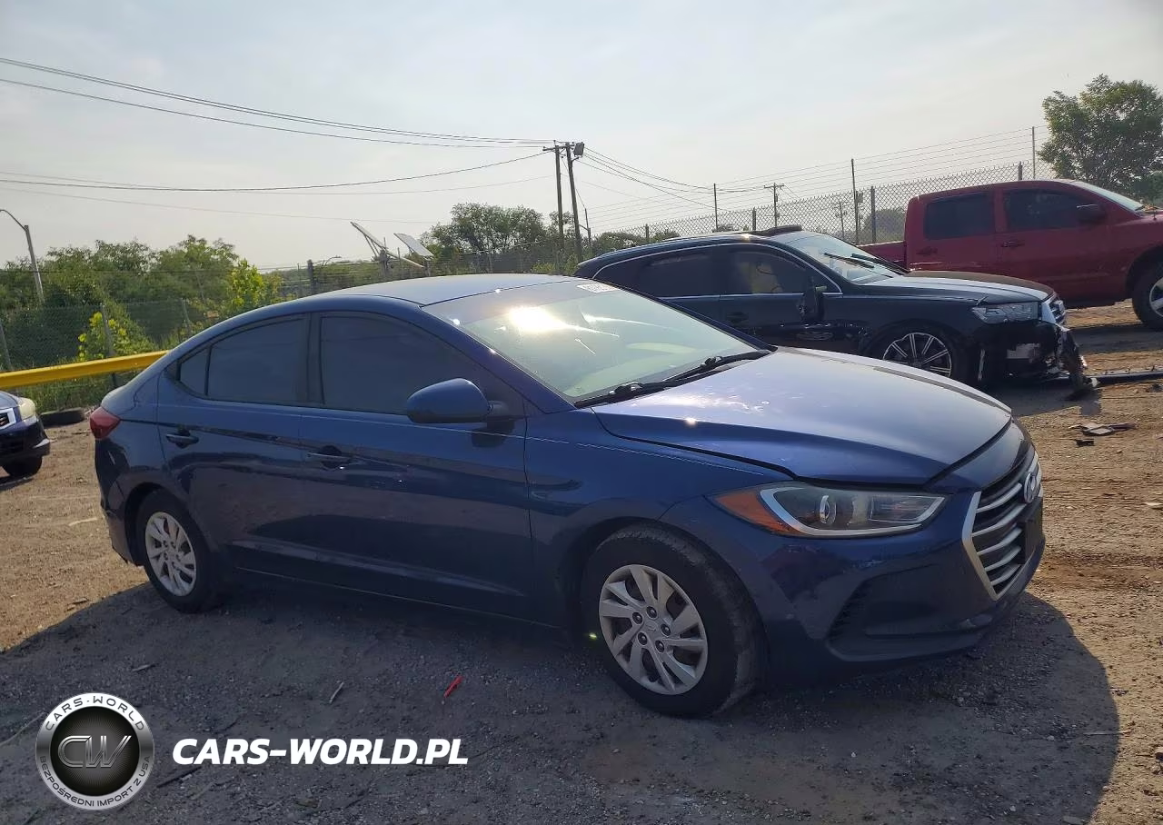 2018 Hyundai Elantra Se VIN:5NPD74LF5JH325672 - 4