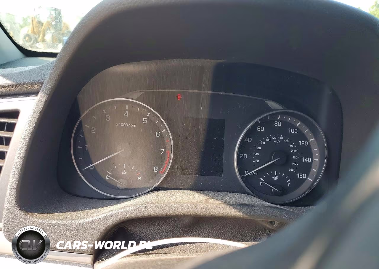 2018 Hyundai Elantra Se VIN:5NPD74LF5JH325672 - 9