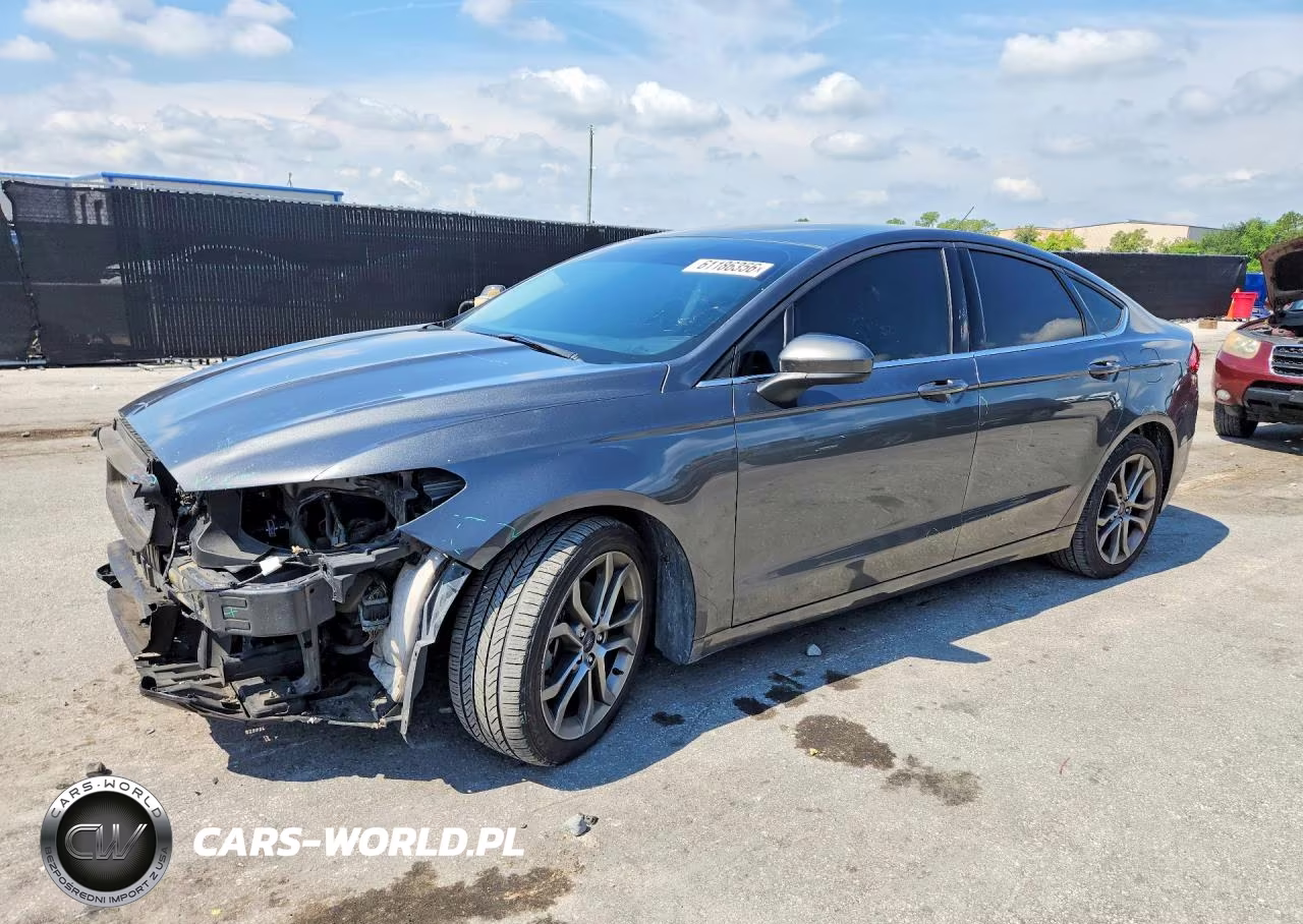 2017 Ford Fusion Se – zdjęcie 1 z 13