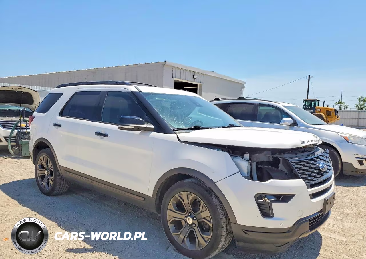 2018 Ford Explorer Sport VIN:1FM5K8GTXJGC72574 - 4