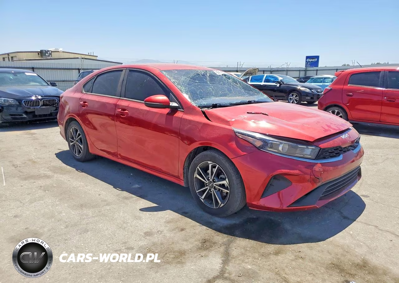 2023 Kia Forte Lxs VIN:3KPF24AD4PE654658 - 4
