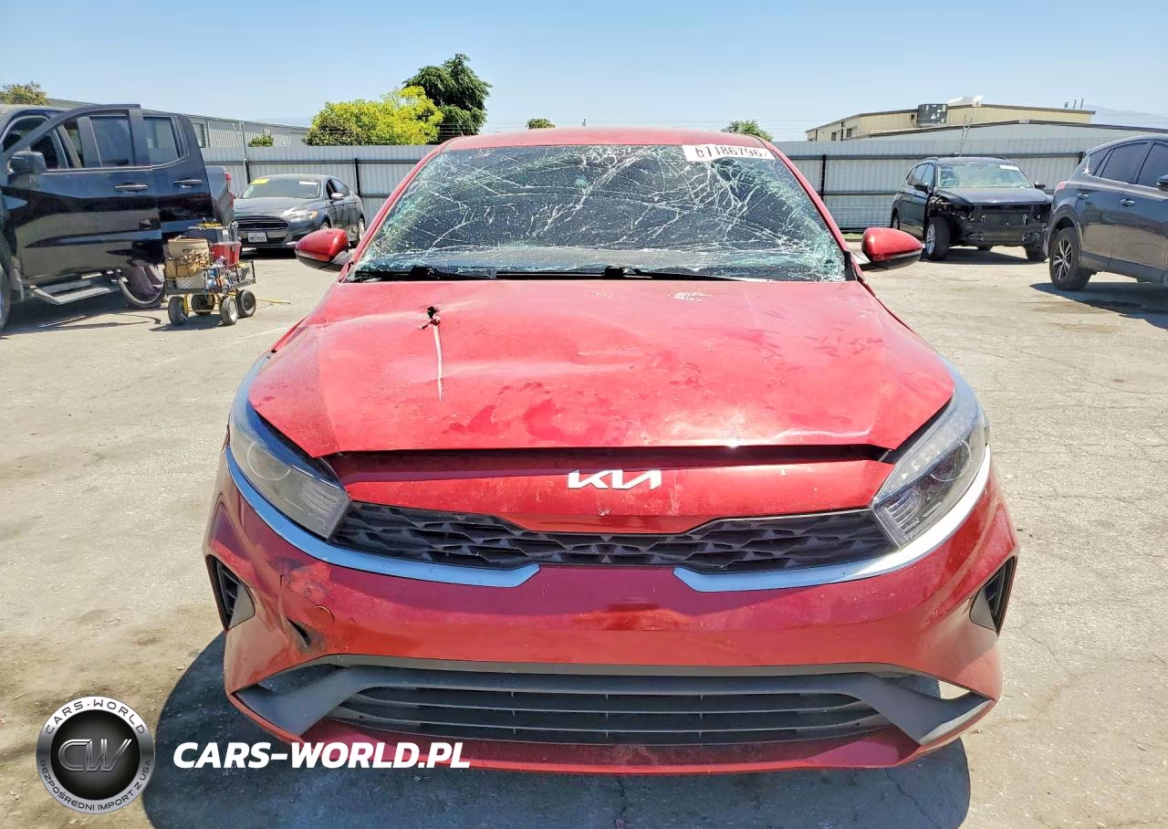 2023 Kia Forte Lxs VIN:3KPF24AD4PE654658 - 5