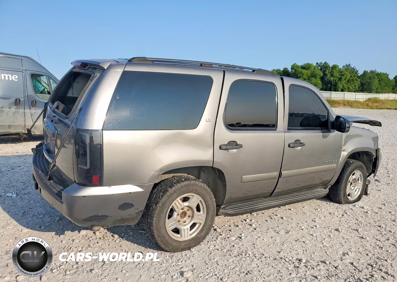 2007 Chevrolet Tahoe C1500 VIN:1GNFC13C17R311253 - 3