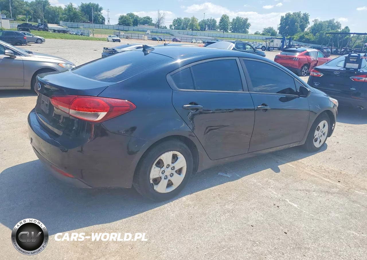 2017 Kia Forte Lx VIN:3KPFK4A72HE077530 - 3