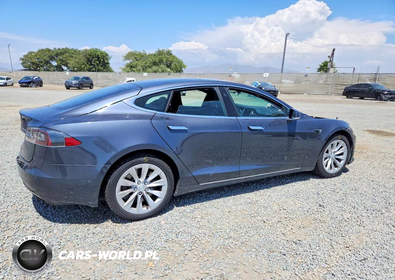 2016 Tesla Model S VIN:5YJSA1E17GF170526 - 3