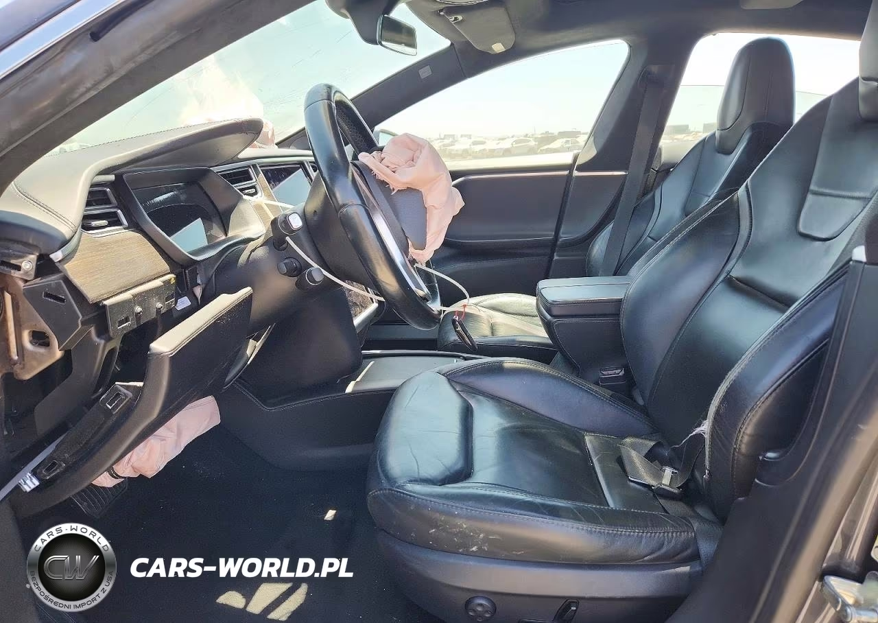2016 Tesla Model S VIN:5YJSA1E17GF170526 - 7