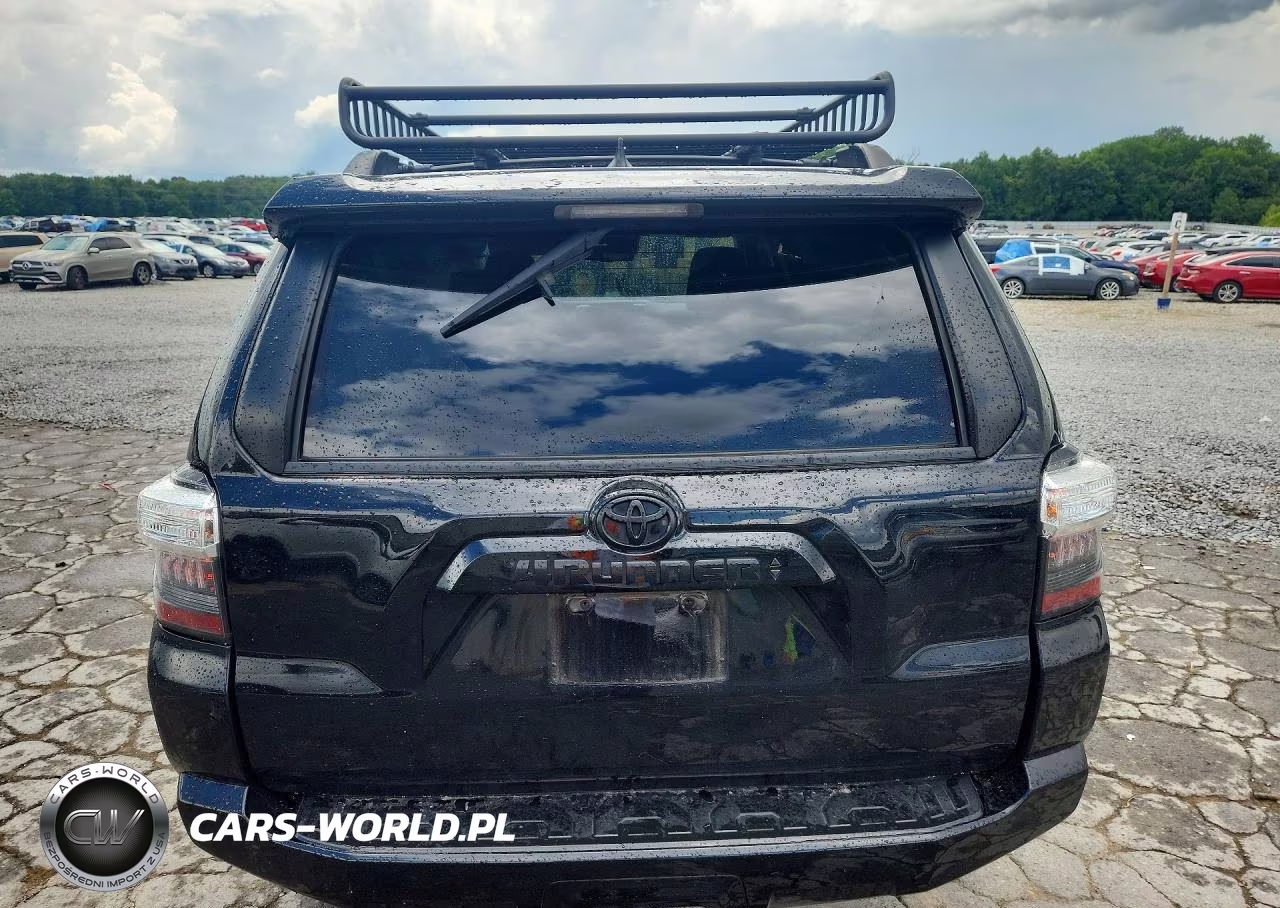 2021 Toyota 4Runner Venture Edition VIN:JTEHU5JR5M5941188 - 6