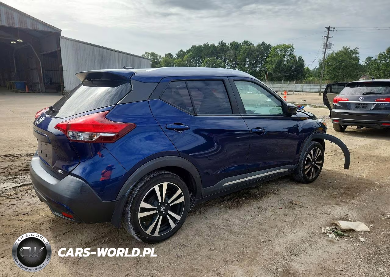 2018 Nissan Kicks Sr VIN:3N1CP5CU3JL545153 - 3