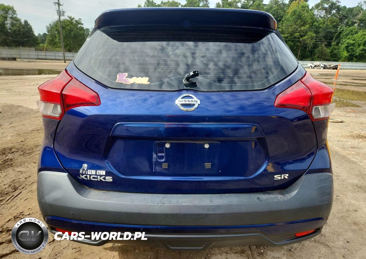 2018 Nissan Kicks Sr VIN:3N1CP5CU3JL545153 - 6