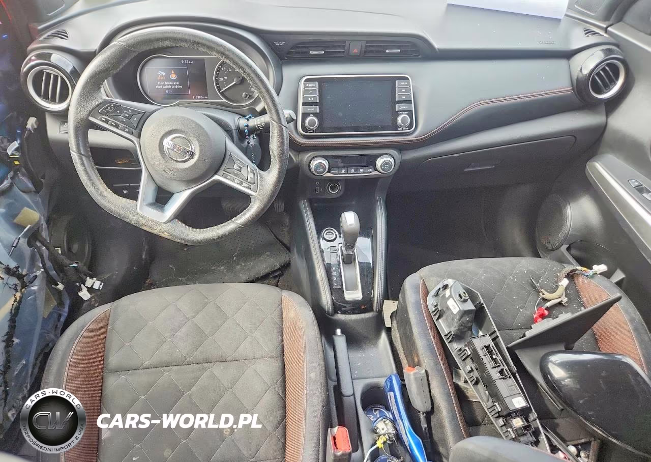 2018 Nissan Kicks Sr VIN:3N1CP5CU3JL545153 - 8
