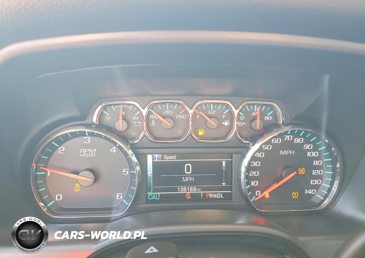 2018 Chevrolet Silverado K1500 Lt VIN:3GCUKRECXJG383333 - 9