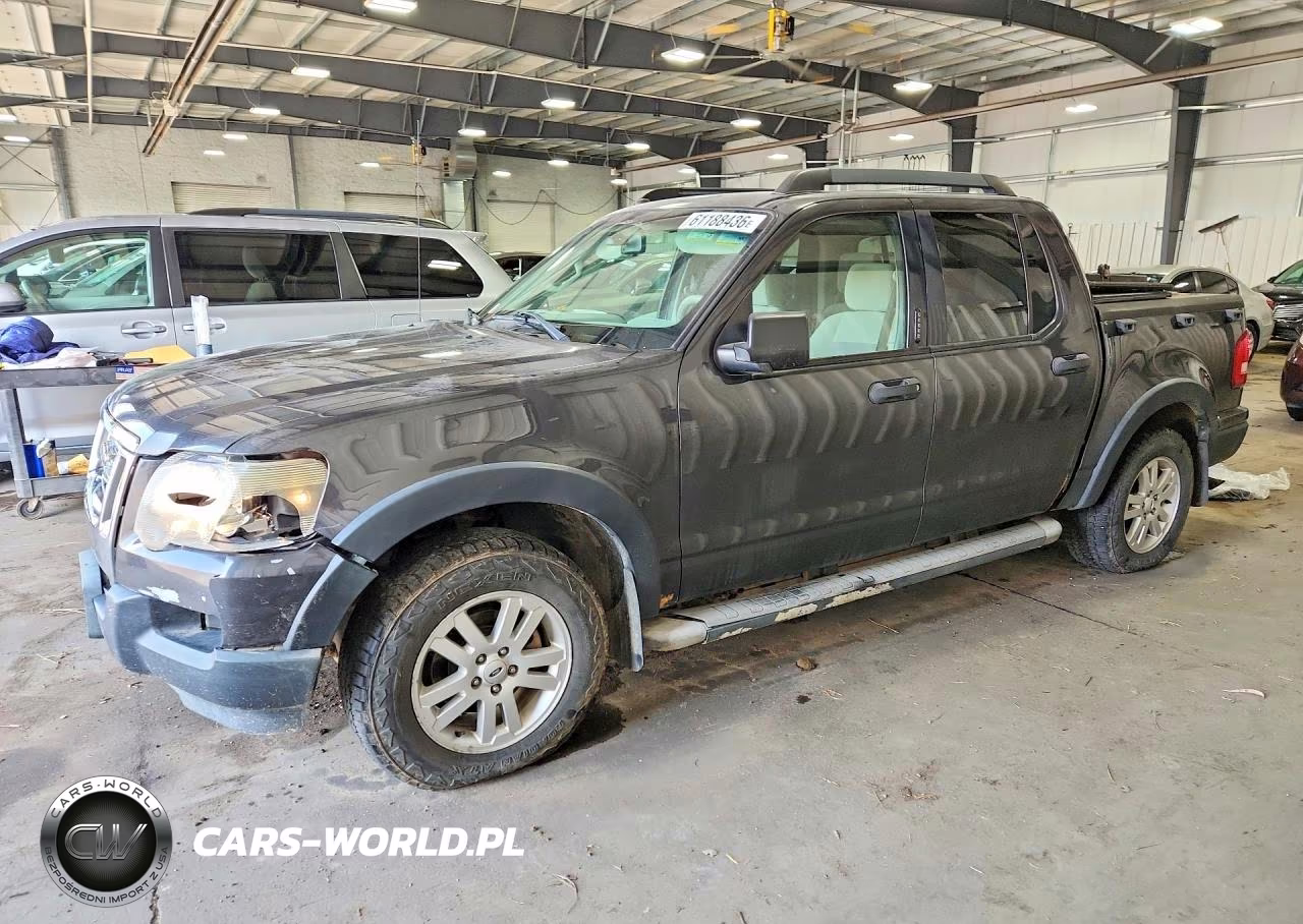 2007 Ford Explorer Sport Trac Xlt – zdjęcie 1 z 12
