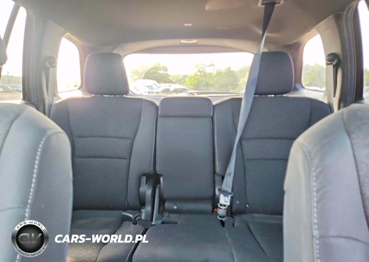 2019 Honda Passport Sport VIN:5FNYF8H2XKB016670 - 10