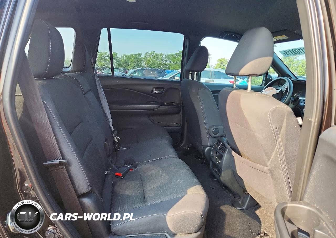 2019 Honda Passport Sport VIN:5FNYF8H2XKB016670 - 11