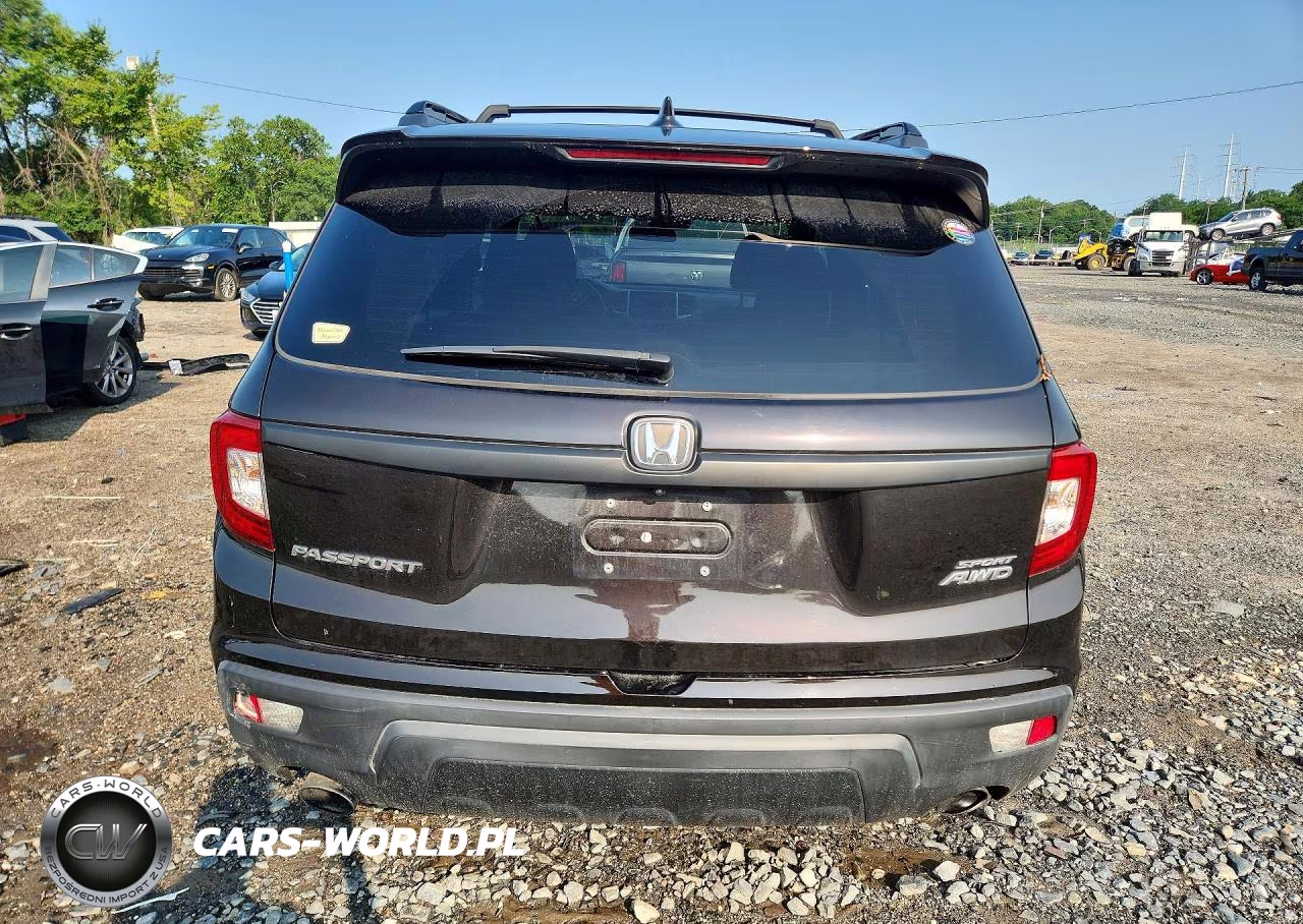 2019 Honda Passport Sport VIN:5FNYF8H2XKB016670 - 6