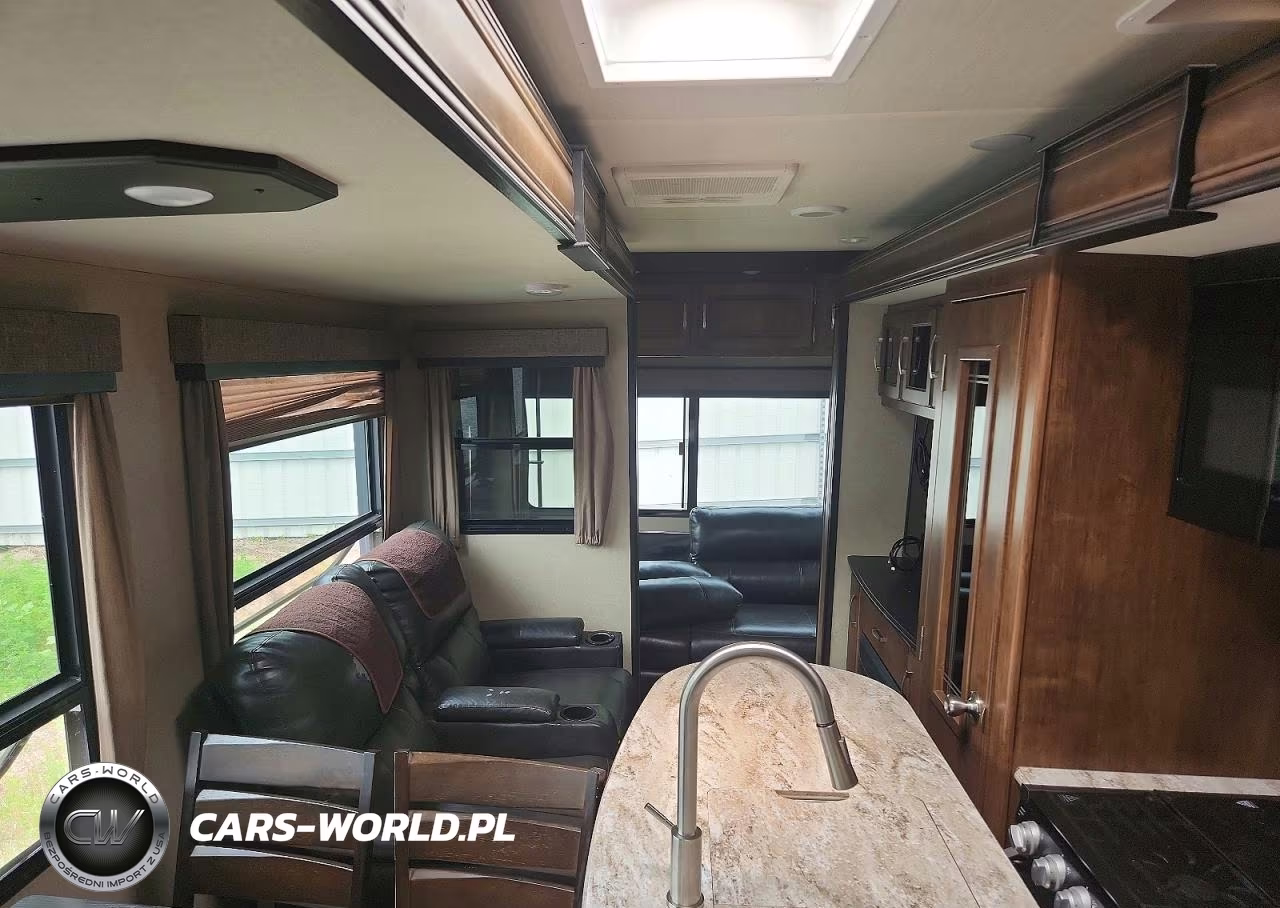 2018 Grand Design Reflection Camper VIN:573TR3826J3316747 - 6