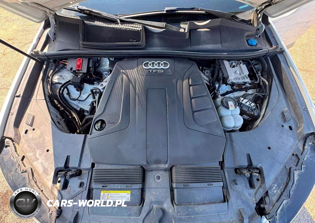 2018 Audi Q7 Premium Plus VIN:WA1LHAF7XJD045466 - 7