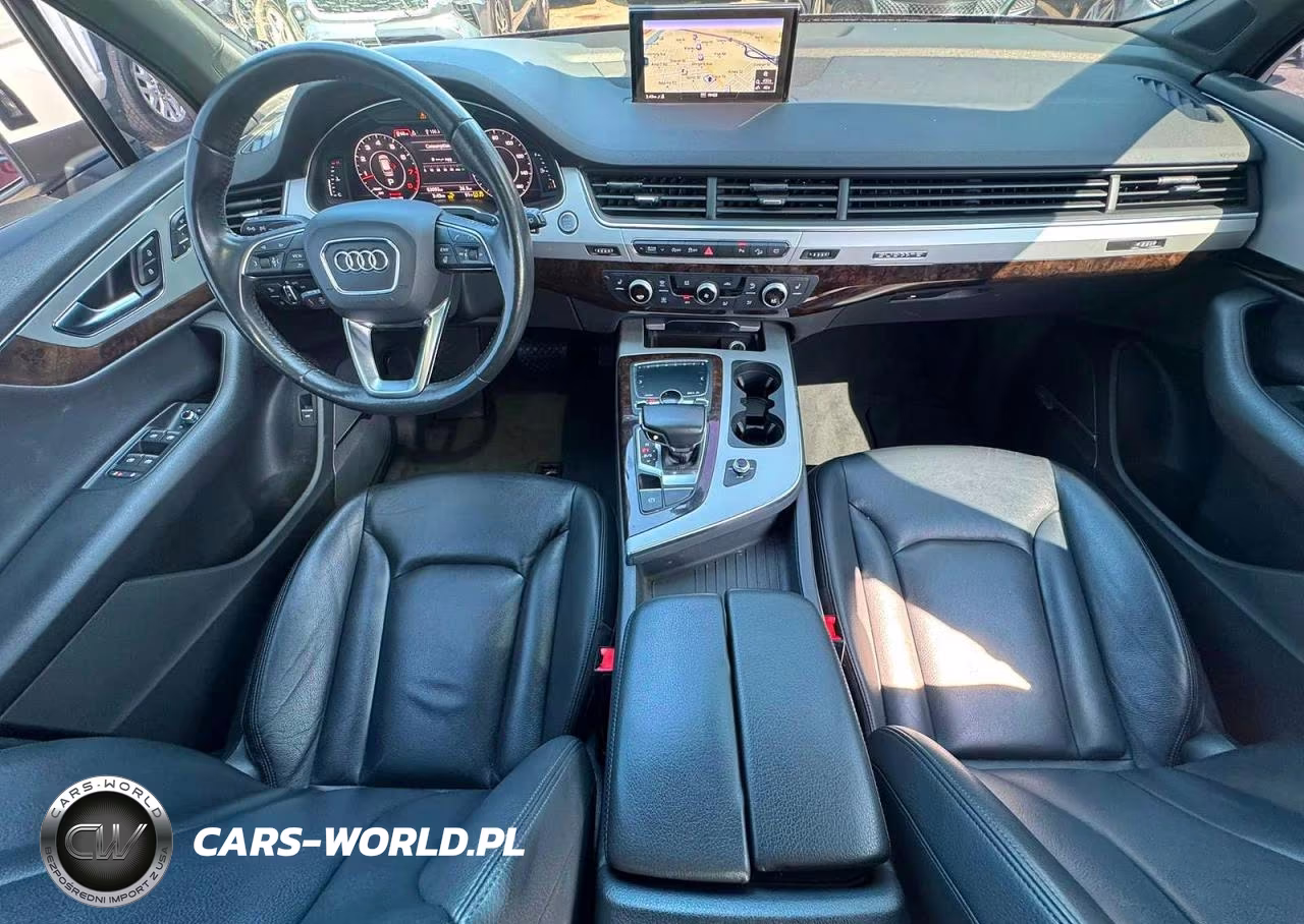 2018 Audi Q7 Premium Plus VIN:WA1LHAF7XJD045466 - 9
