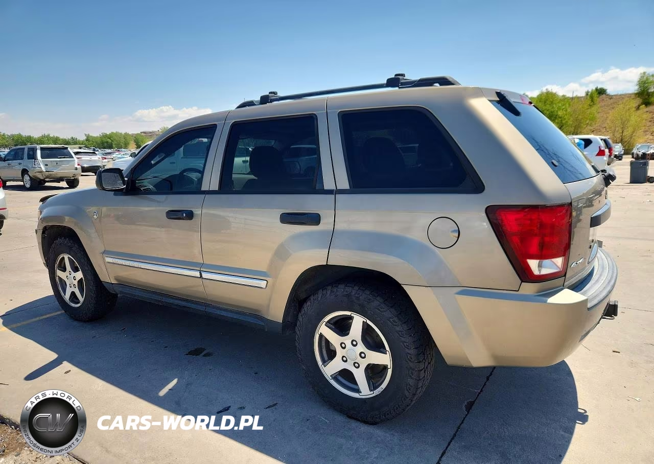 2005 Jeep Grand Cherokee Laredo VIN:1J4HR48N95C697703 - 2