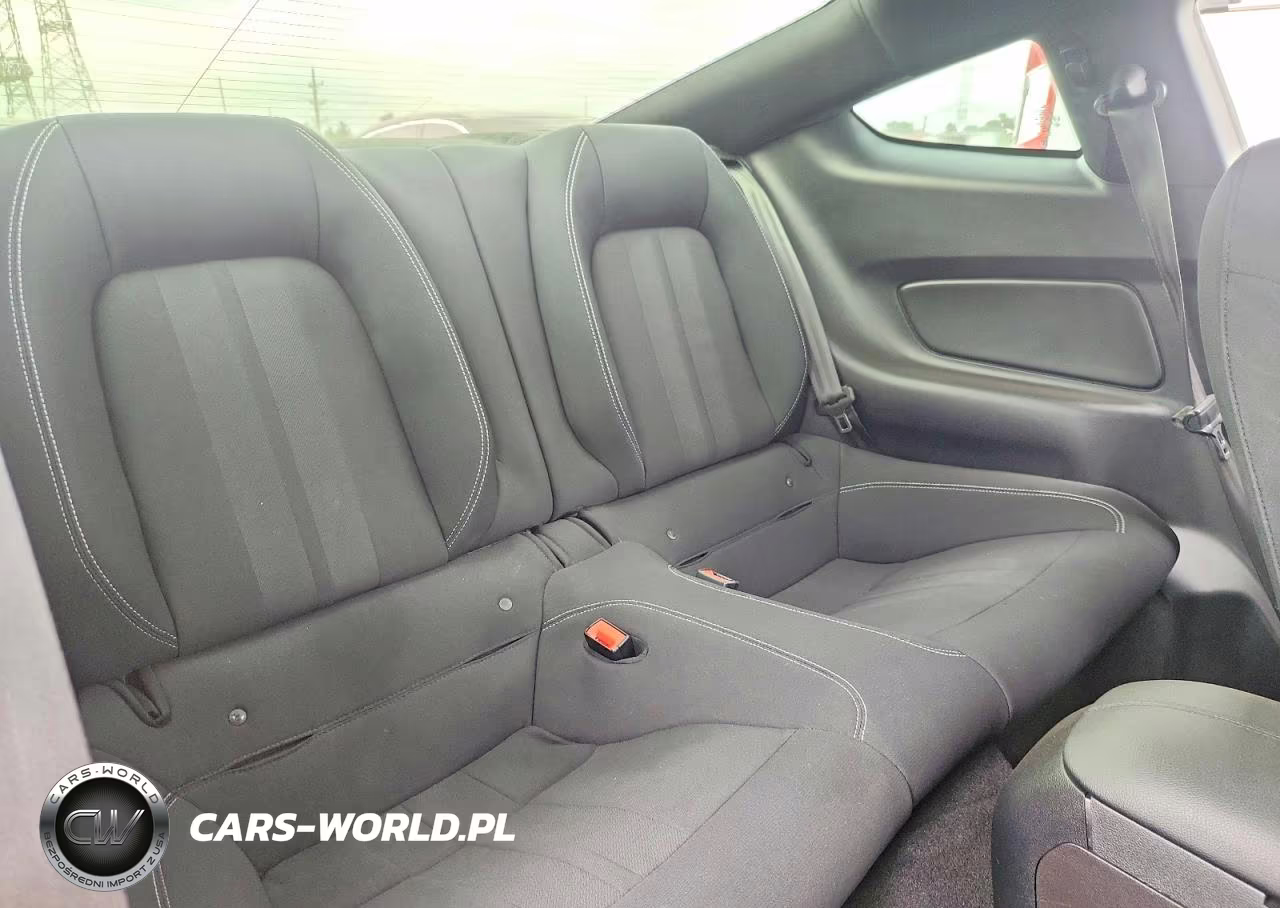 2019 Ford Mustang VIN:1FA6P8TH9K5174084 - 10