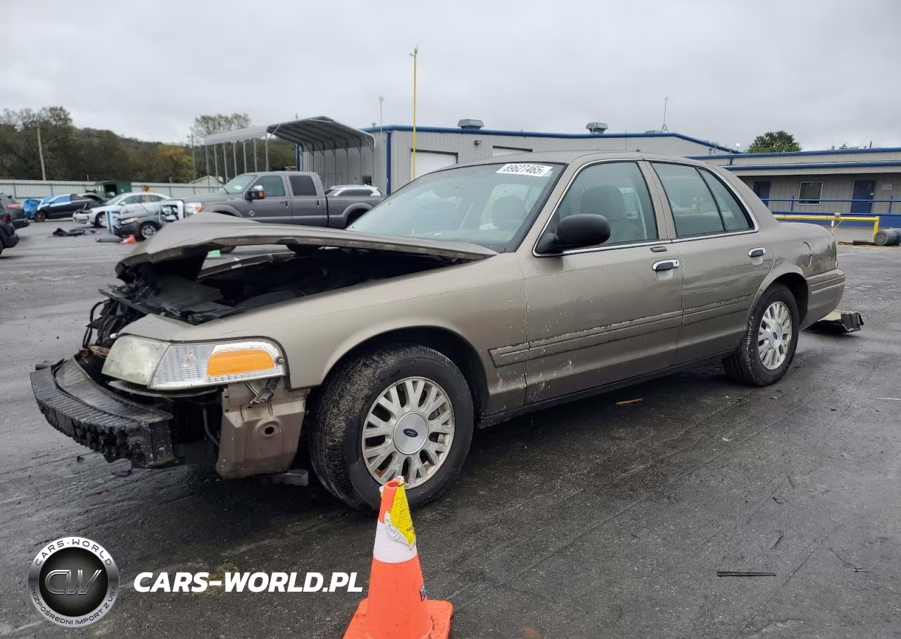 2005 Ford Crown Victoria Lx