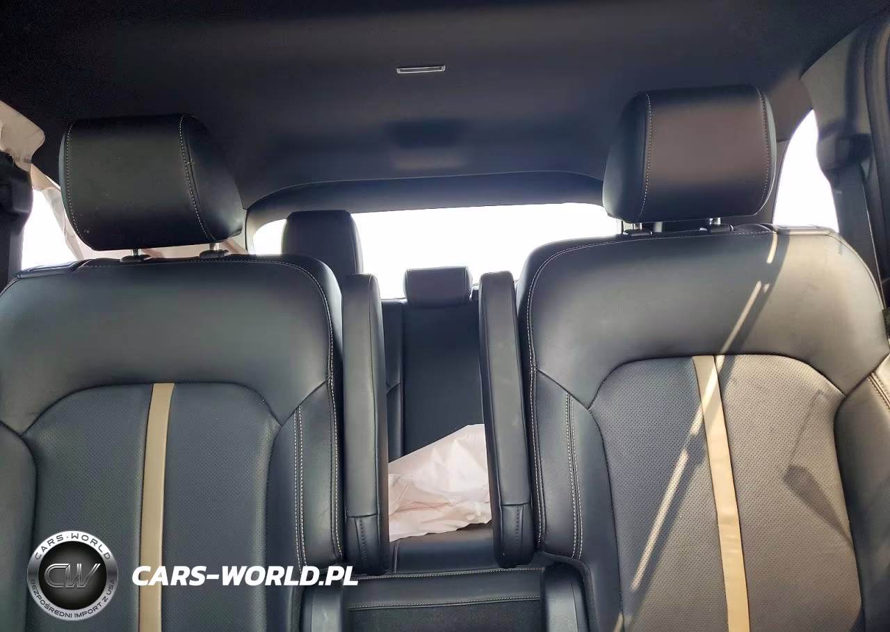 2025 Mazda Cx-90 Premium Plus VIN:JM3KKEHD2S1223930 - 10