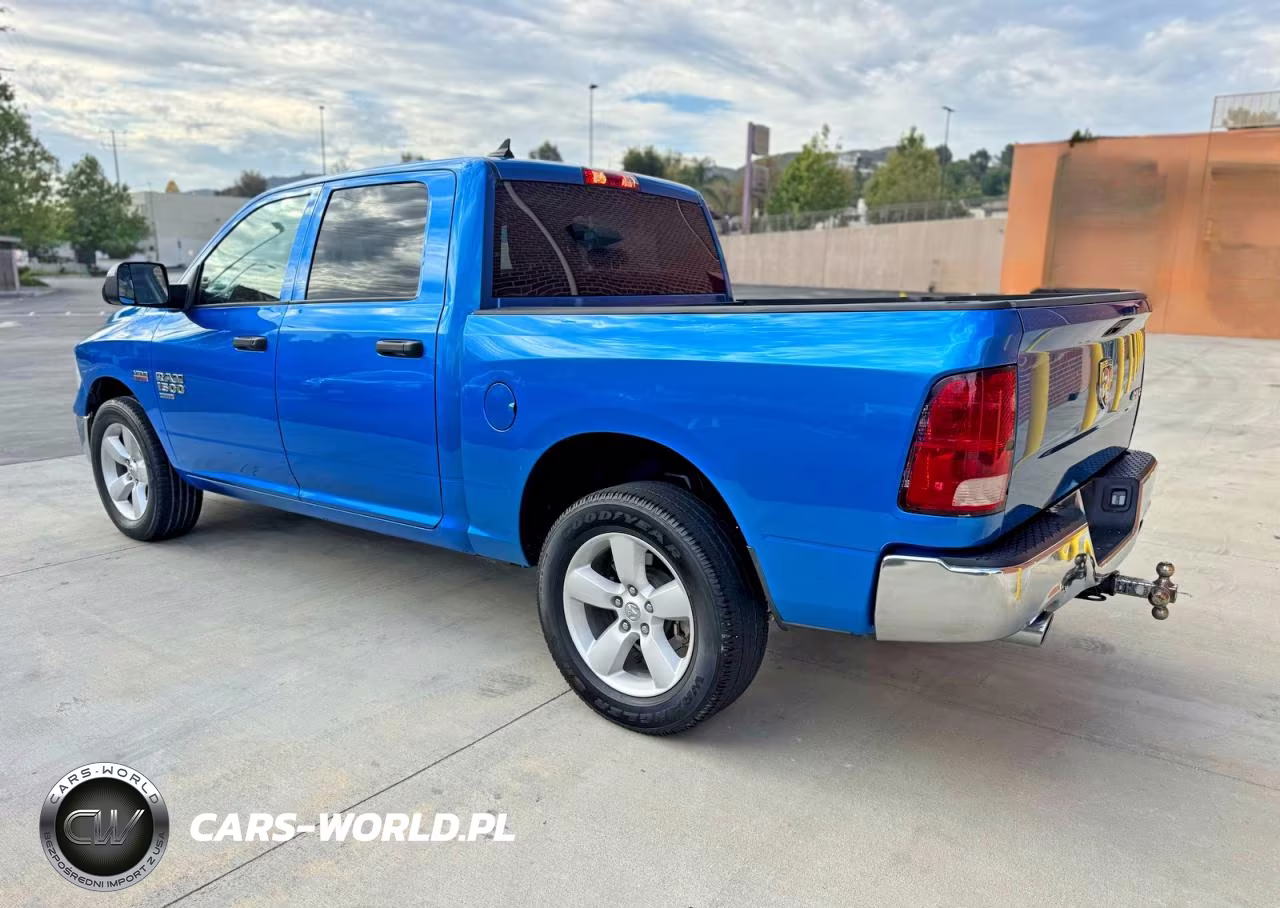 2024 Ram 1500 Classic Tradesman 4X4 5'7 Box VIN:1C6RR7KT0RS160188 - 3