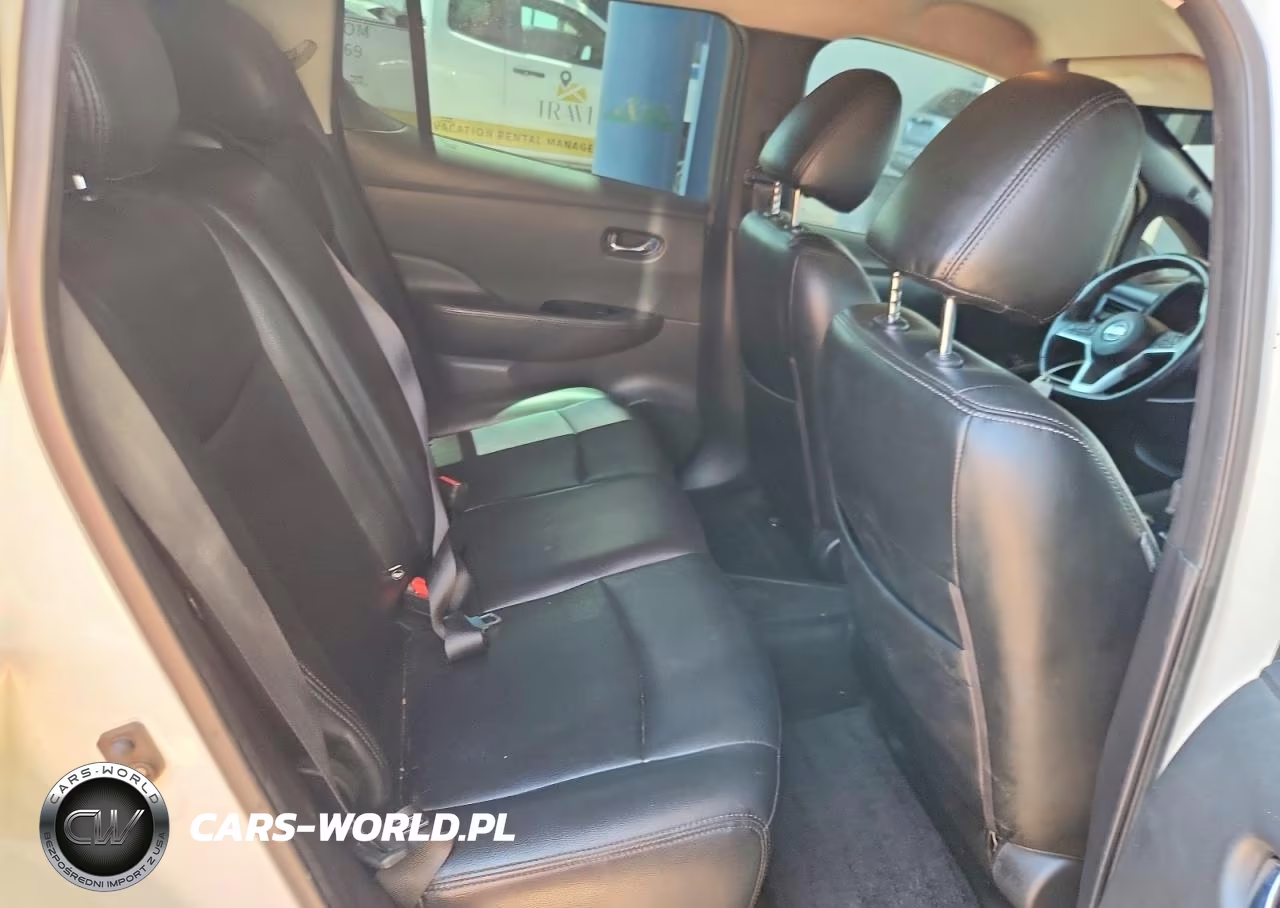 2018 Nissan Leaf Sv VIN:1N4AZ1CPXJC304256 - 10
