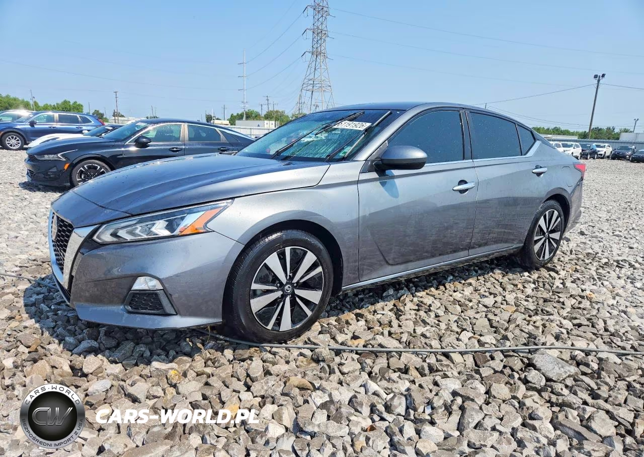 2021 Nissan Altima Sv