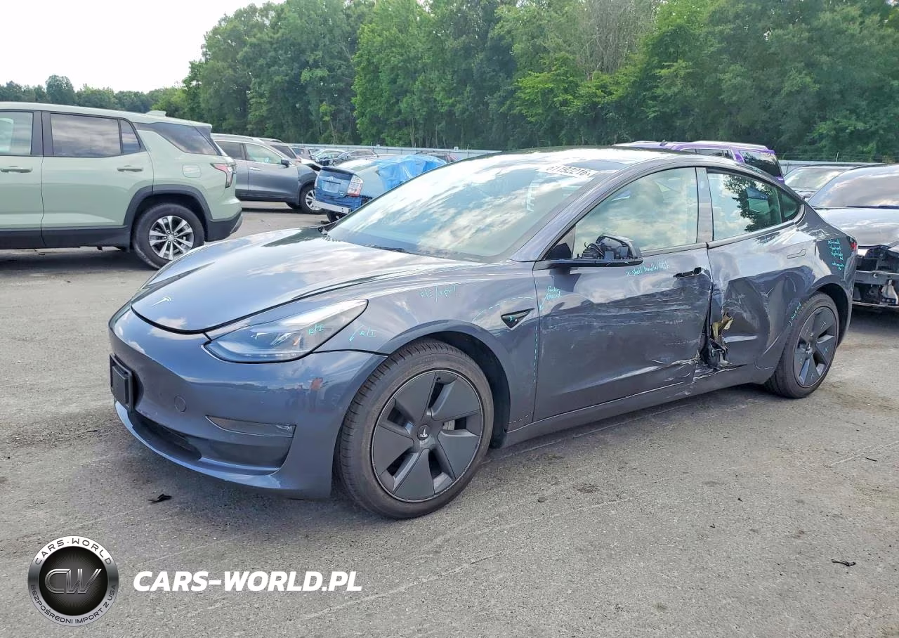 2022 Tesla Model 3 – zdjęcie 1 z 12