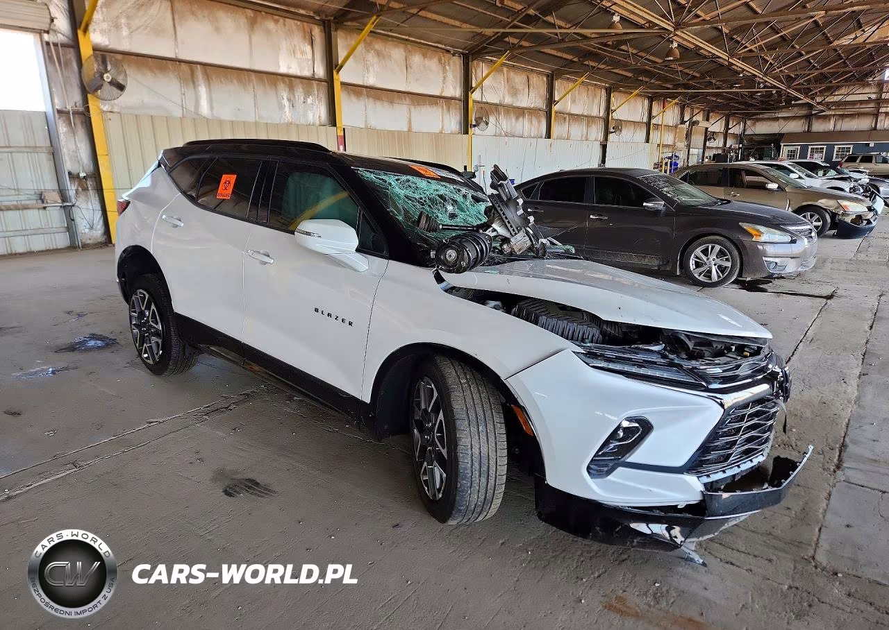 2025 Chevrolet Blazer Rs VIN:3GNKBKRS0SS155203 - 4