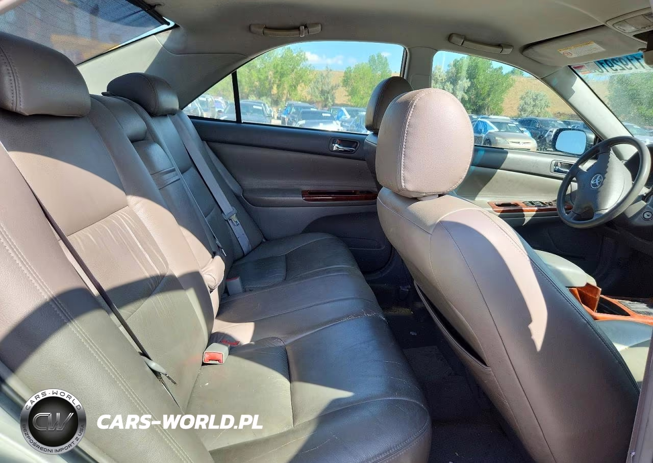 2003 Toyota Camry Xle VIN:4T1BE32K93U246029 - 10