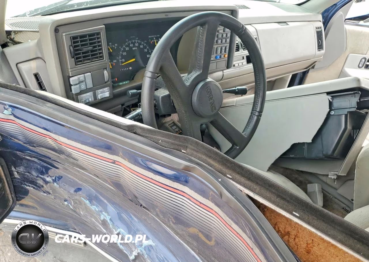 1994 GMC Yukon VIN:1GKEK18K9RJ743943 - 8