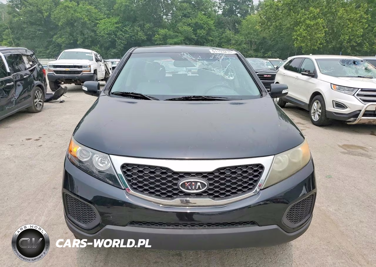 2011 Kia Sorento Lx VIN:5XYKT3A1XBG074743 - 5