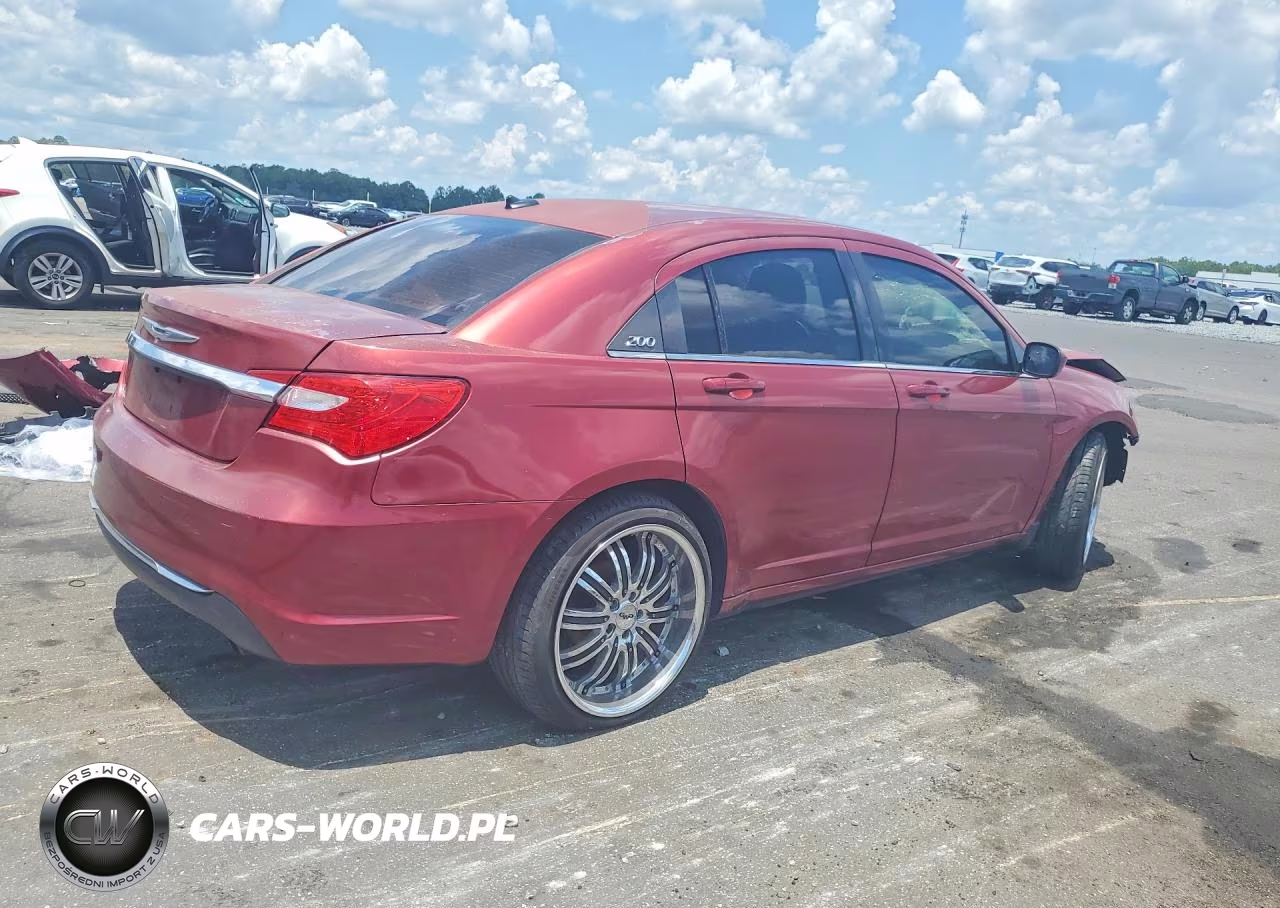 2011 Chrysler 200 Touring VIN:1C3BC1FB2BN512755 - 3