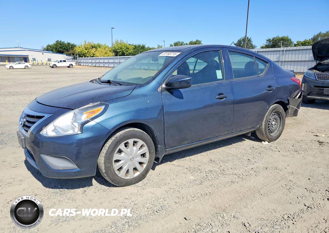 2017 Nissan Versa 1.6 S Plus – zdjęcie 1 z 12