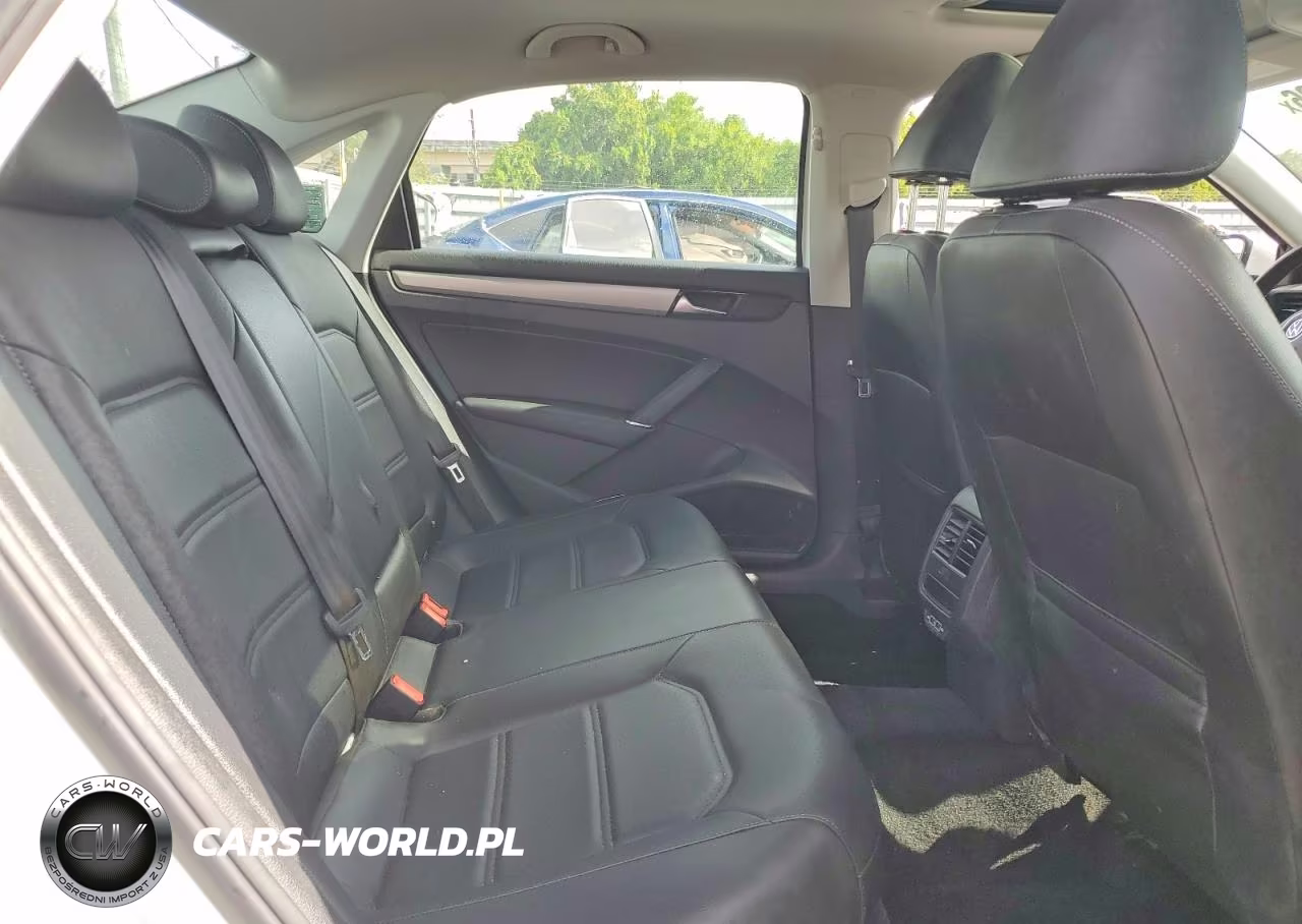 2020 Volkswagen Passat Se VIN:1VWWA7A3XLC011628 - 10
