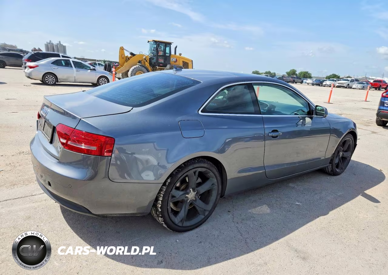 2012 Audi A5 Premium Plus VIN:WAULFAFR7CA016070 - 3