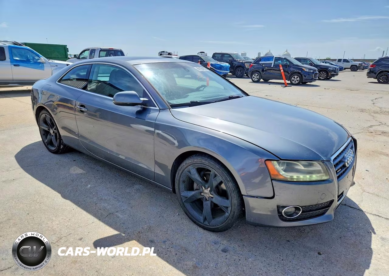 2012 Audi A5 Premium Plus VIN:WAULFAFR7CA016070 - 4