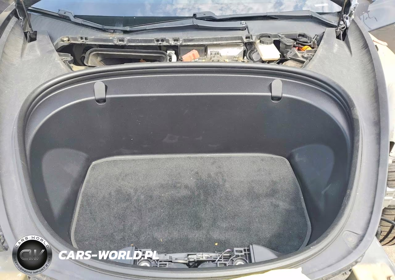 2018 Tesla Model 3 VIN:5YJ3E1EAXJF014173 - 11