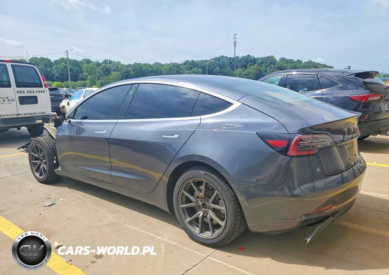 2018 Tesla Model 3 VIN:5YJ3E1EAXJF014173 - 2