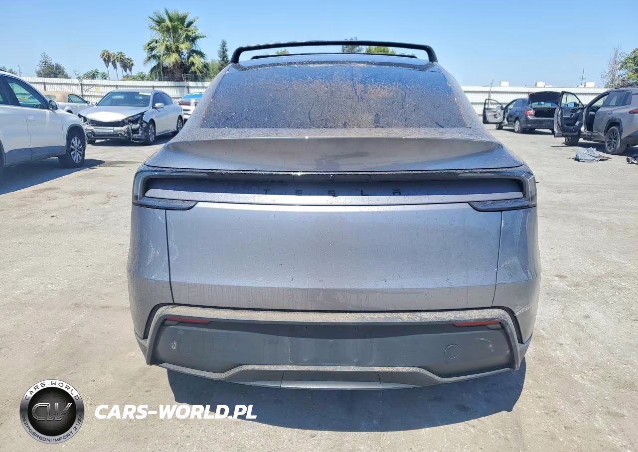 2026 Tesla Model Y VIN:7SAYGDEE6TF341079 - 6