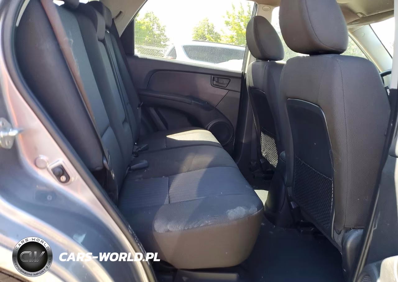 2009 Kia Sportage Lx VIN:KNDJE724X97574379 - 11