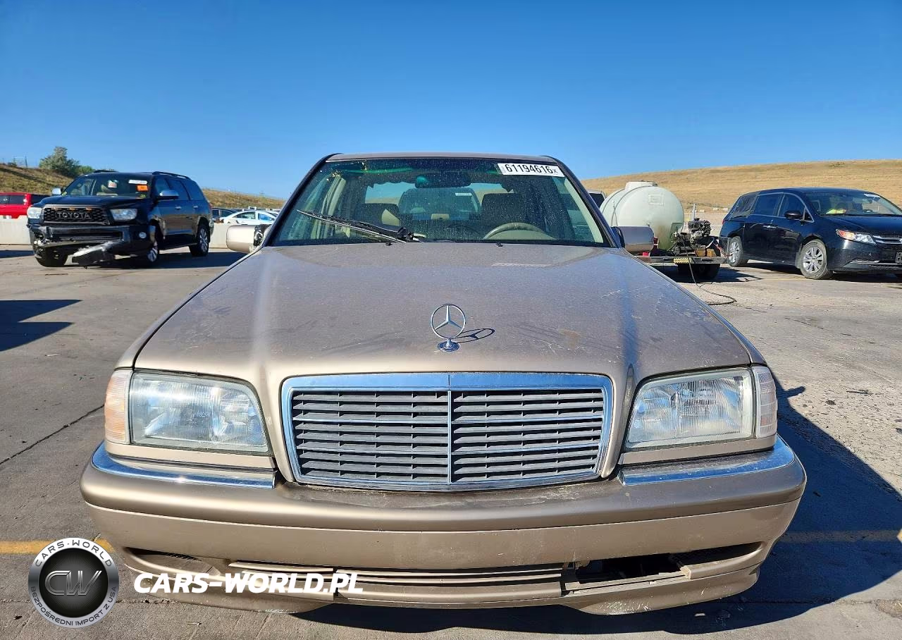 2000 Mercedes-Benz C VIN:WDBHA24G0YA834468 - 5