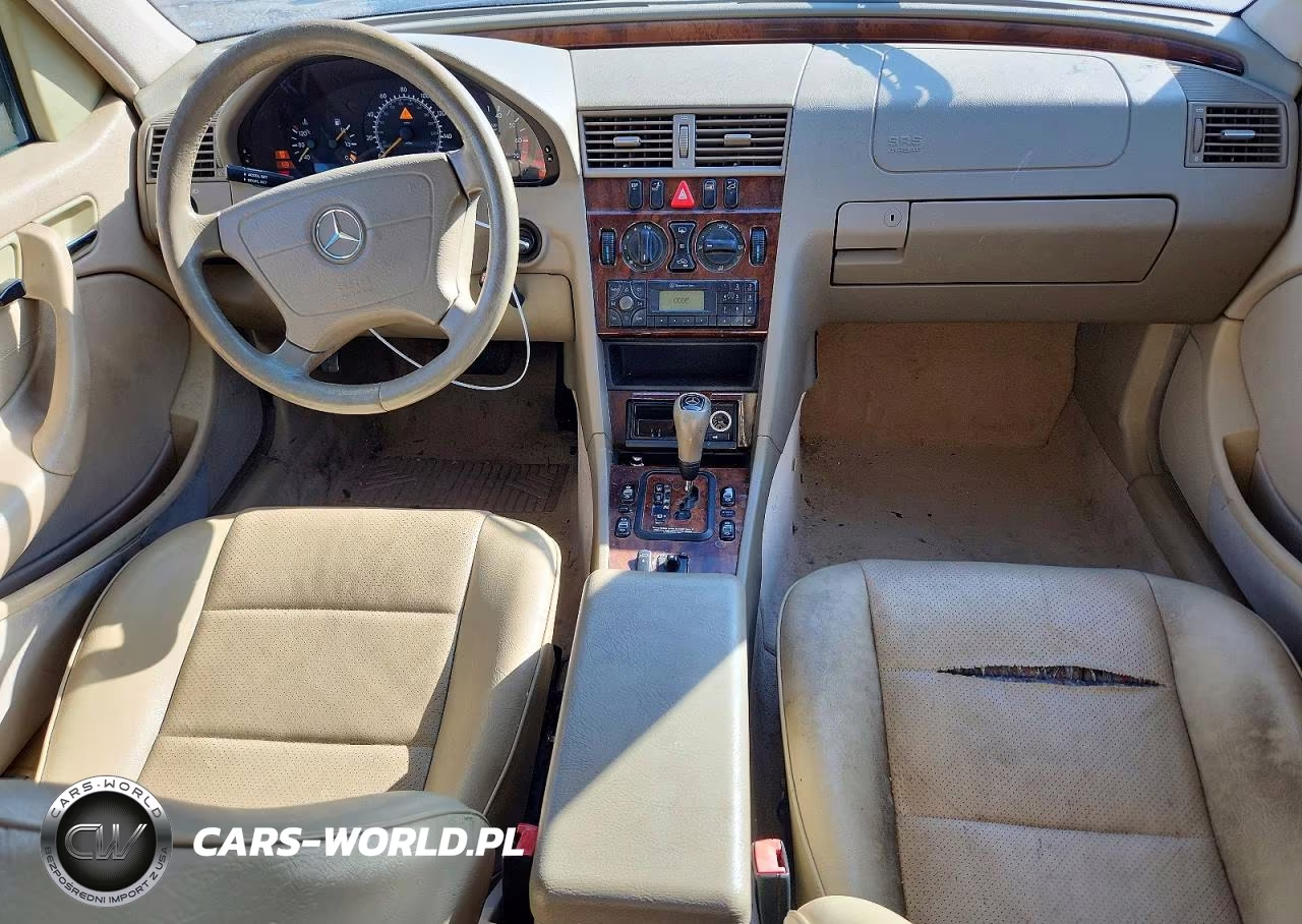 2000 Mercedes-Benz C VIN:WDBHA24G0YA834468 - 8