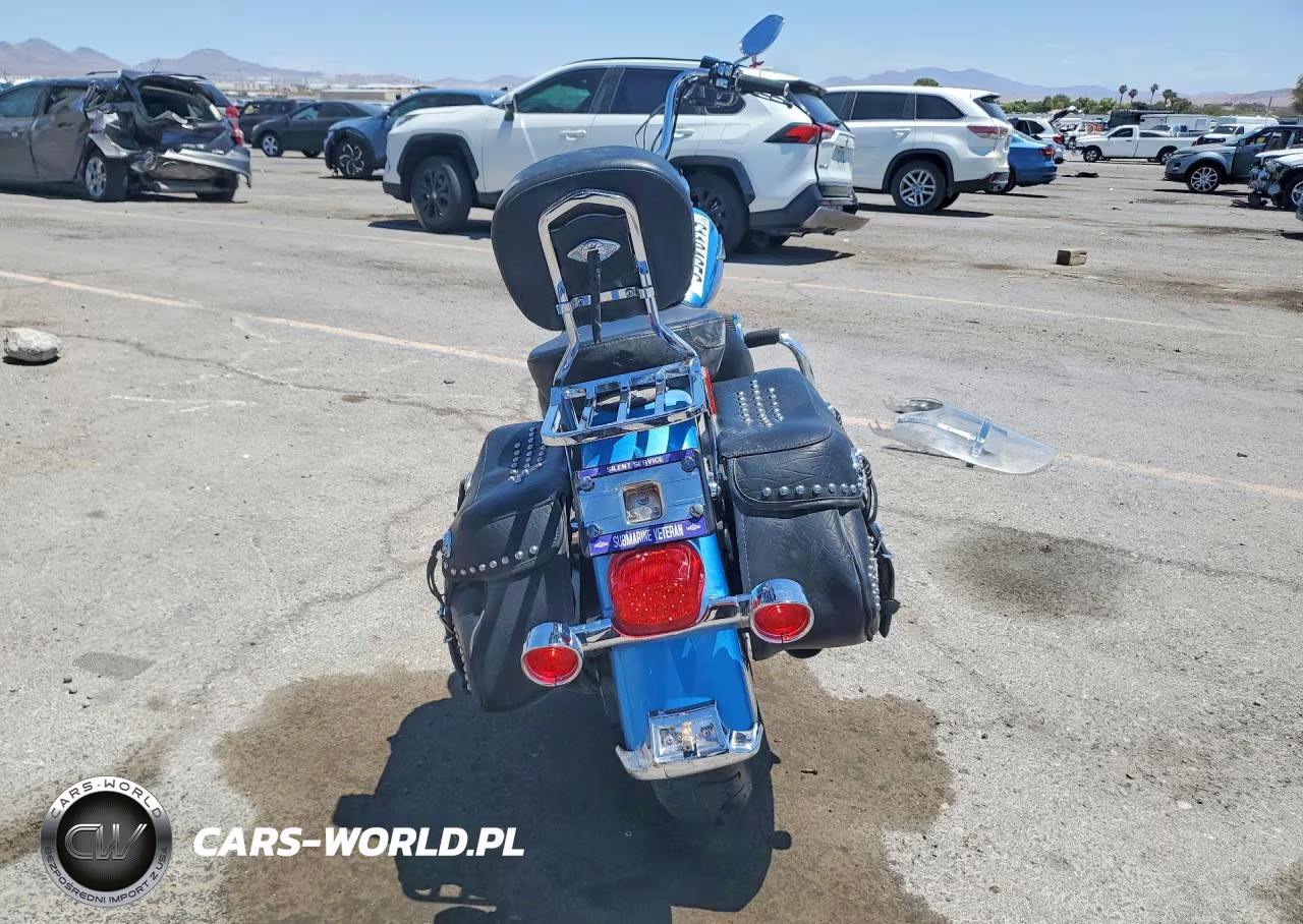 2011 Harley-Davidson Flstc VIN:1HD1BW514BB014377 - 4